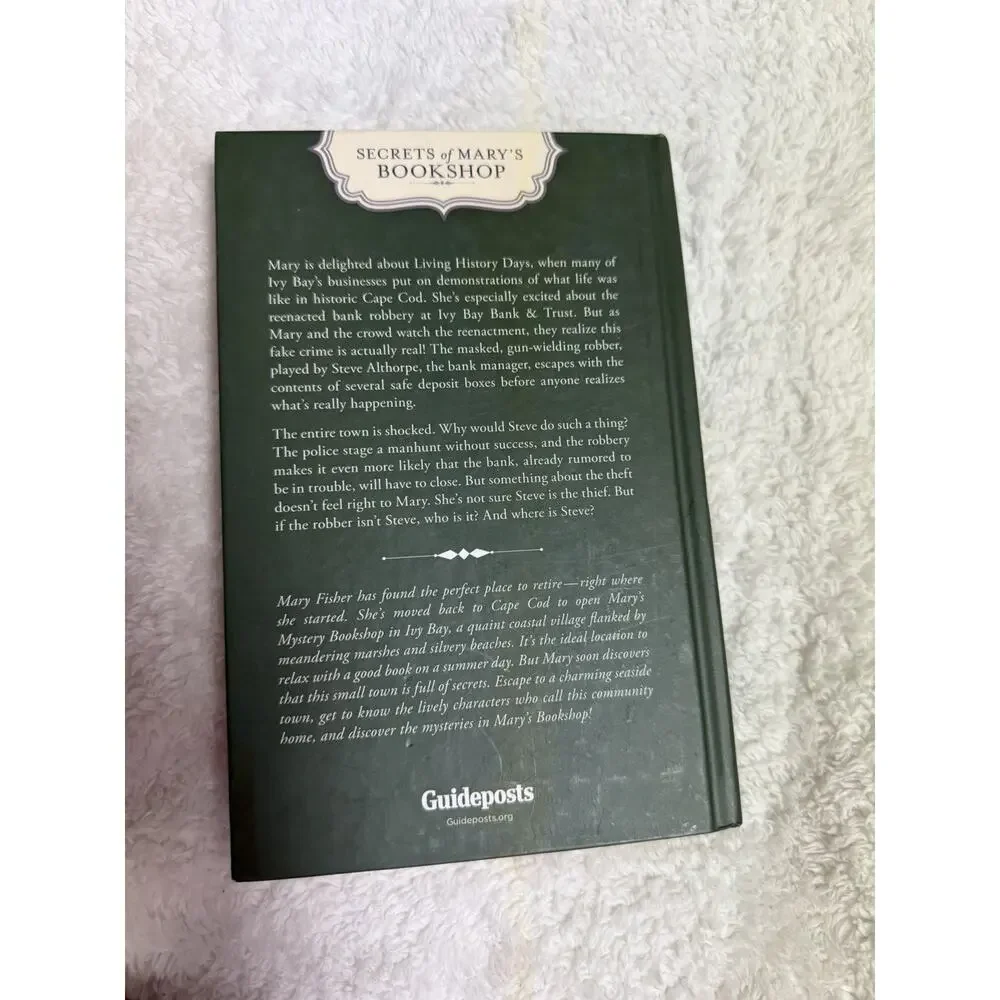 The Secrets of Mary's Bookshop (A Classic Case) Camy Tang Guideposts HB